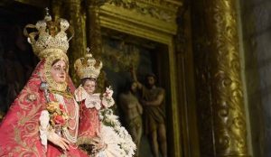 Fiestas aracelitanas Virgen de Araceli y su hijo Jesús