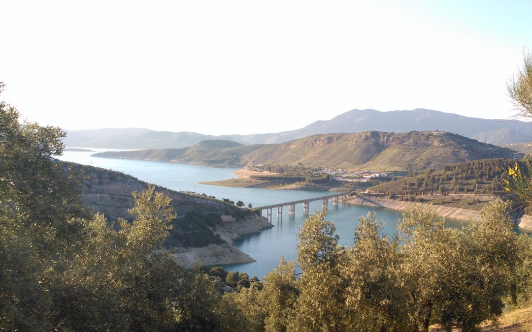 Descubre el Embalse de Iznájar, Lago de Andalucía